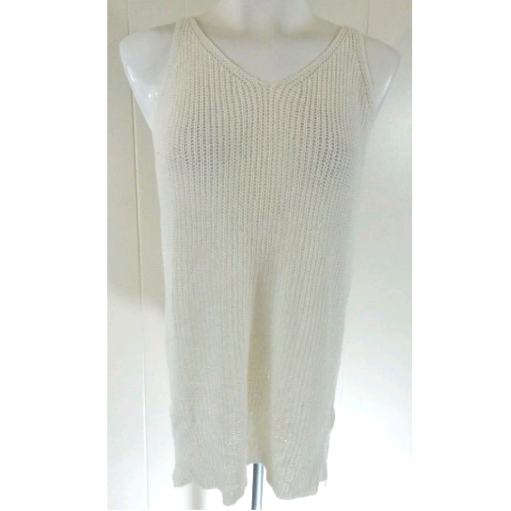 Built by Dreamers V-Neck Tank Top